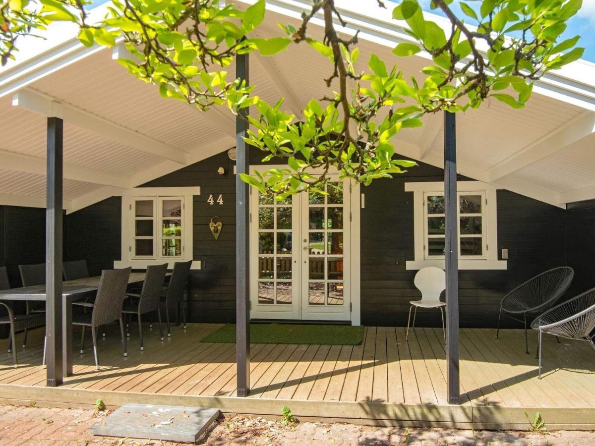 6 Person Holiday Home In F Rvang Farvang Exterior photo